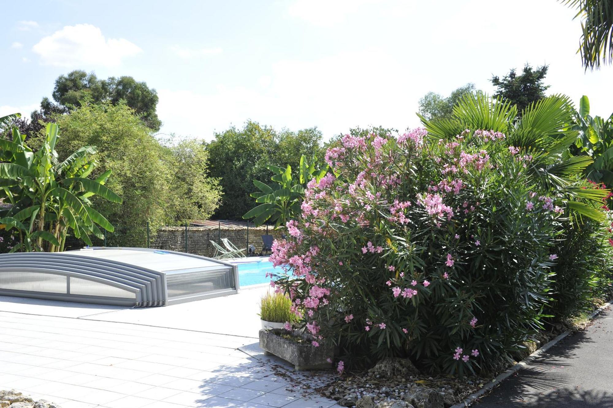 Jardin D'Arcy - Chambres D'Hotes Avec Piscine Et Spa Bois Buitenkant foto