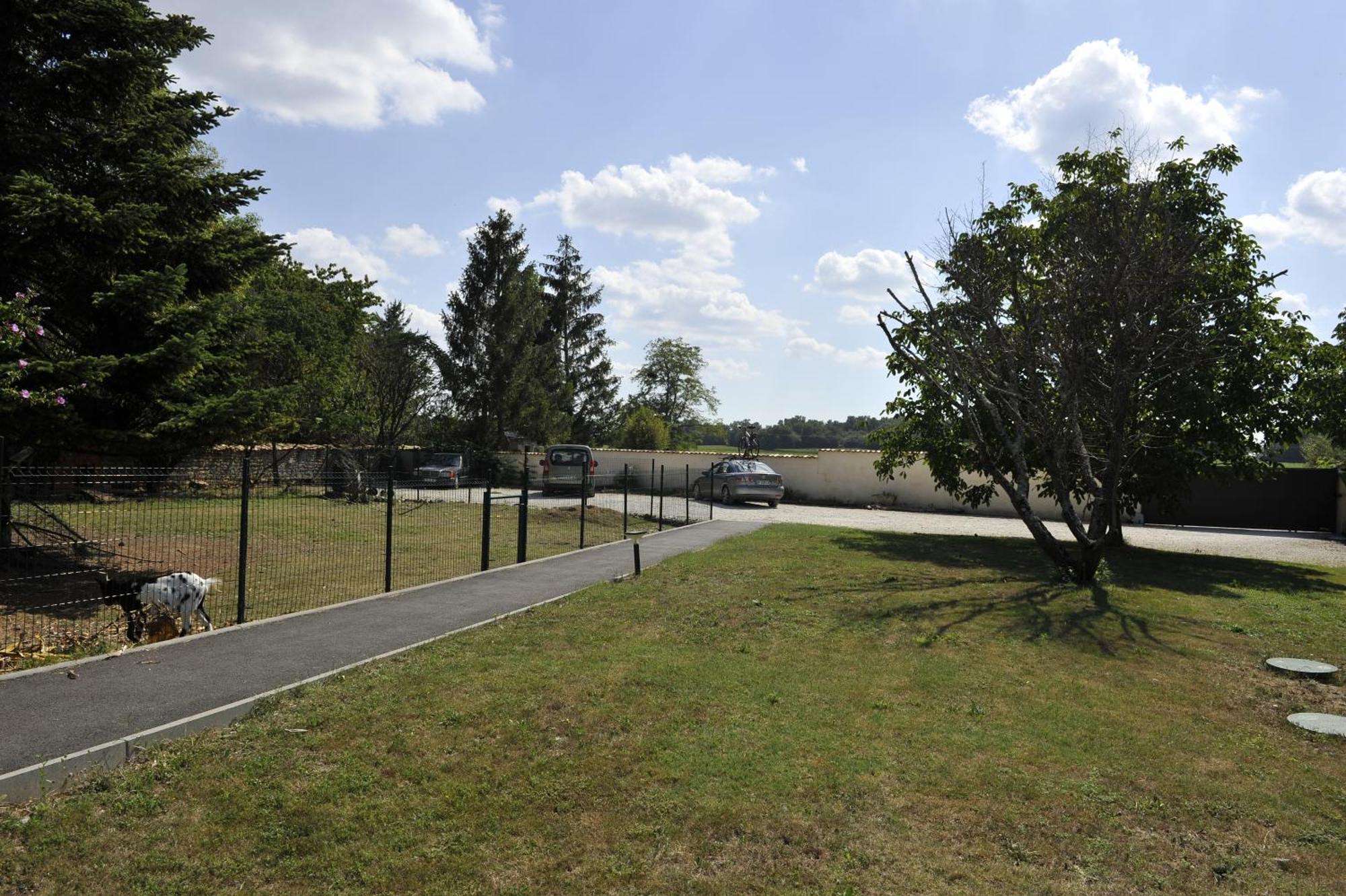 Jardin D'Arcy - Chambres D'Hotes Avec Piscine Et Spa Bois Buitenkant foto