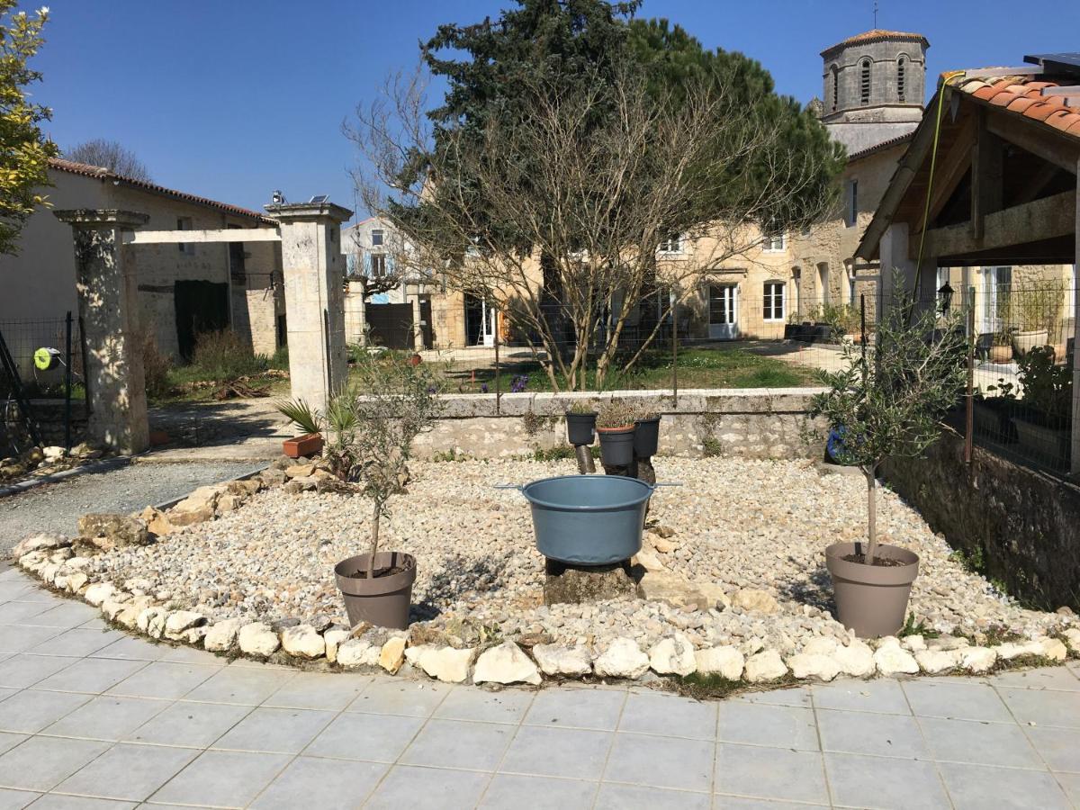 Jardin D'Arcy - Chambres D'Hotes Avec Piscine Et Spa Bois Buitenkant foto