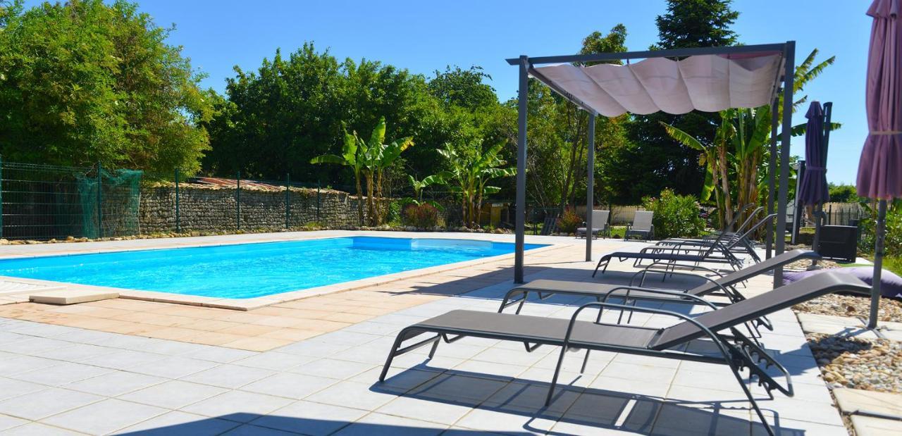 Jardin D'Arcy - Chambres D'Hotes Avec Piscine Et Spa Bois Buitenkant foto